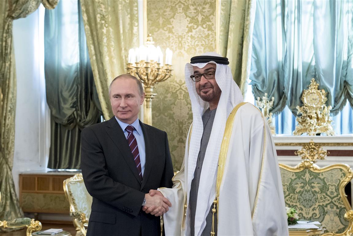 محمد بن زايد يبحث مع بوتين تعزيز الجهود الأمنية والعلاقات الاقتصادية