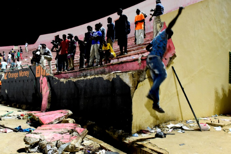 فوضى جماهيرية تقتل ثمانية في نهائي بطولة السنغال