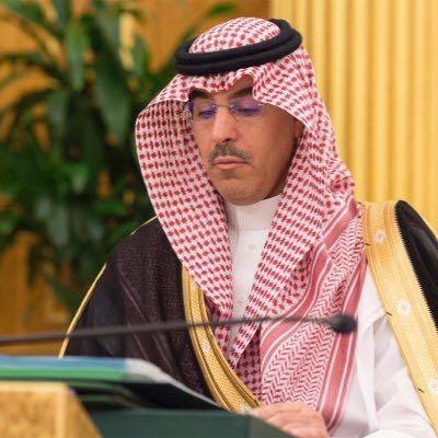 وزير الثقافة السعودي ينفي صحة  أيقاف مذيع بالقناة الأولى