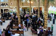 مهرجان حنيني عنيزةً  يستقطب أعداداً متزايدة من السياح والزوار
