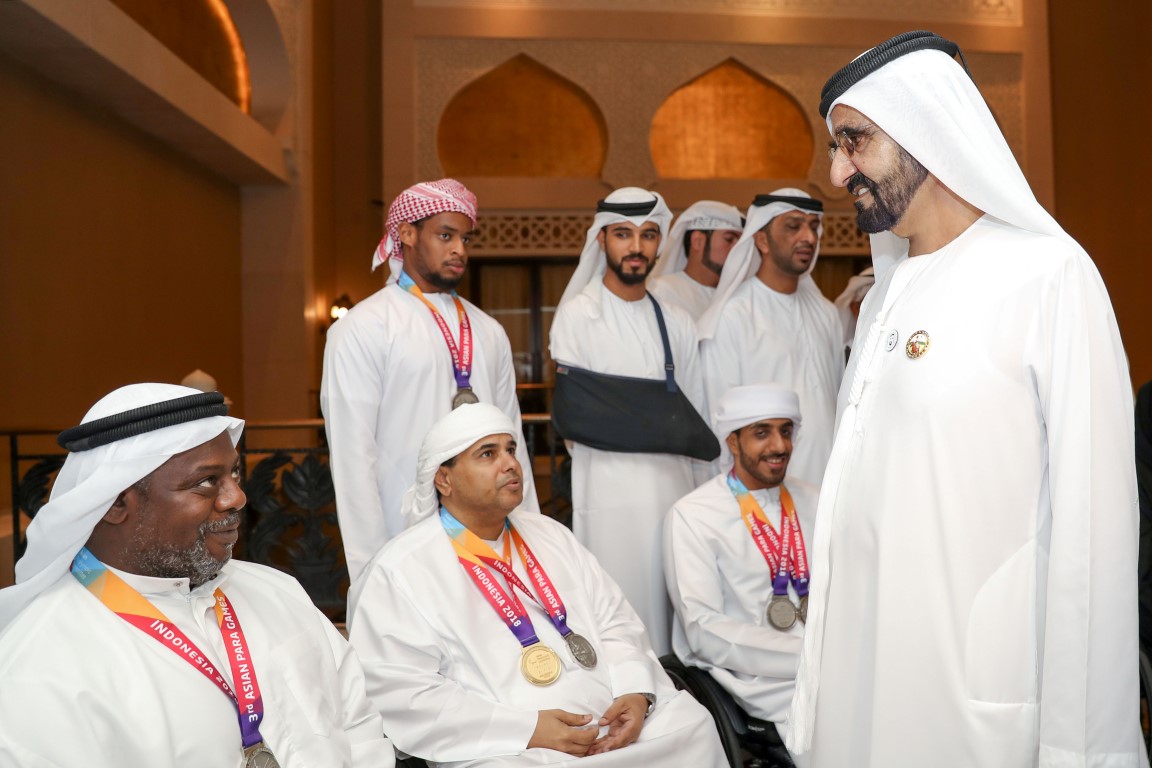 محمد بن راشد يلتقي أعضاء منتخب الإمارات لأصحاب الهمم