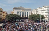 الجزائر: الاحتجاجات متواصلة والجيش يحذر من عودة الحرب الأهلية