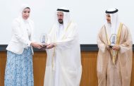 حاكم الشارقة يكرم الفائزين بجائزة أفضل أطروحة دكتوراه في العلوم الإدارية في الوطن العربي