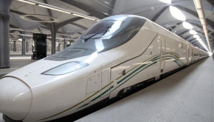 السعودية توقع اتفاقا مع شركة أمريكية لتصنيع قطار فائق السرعة